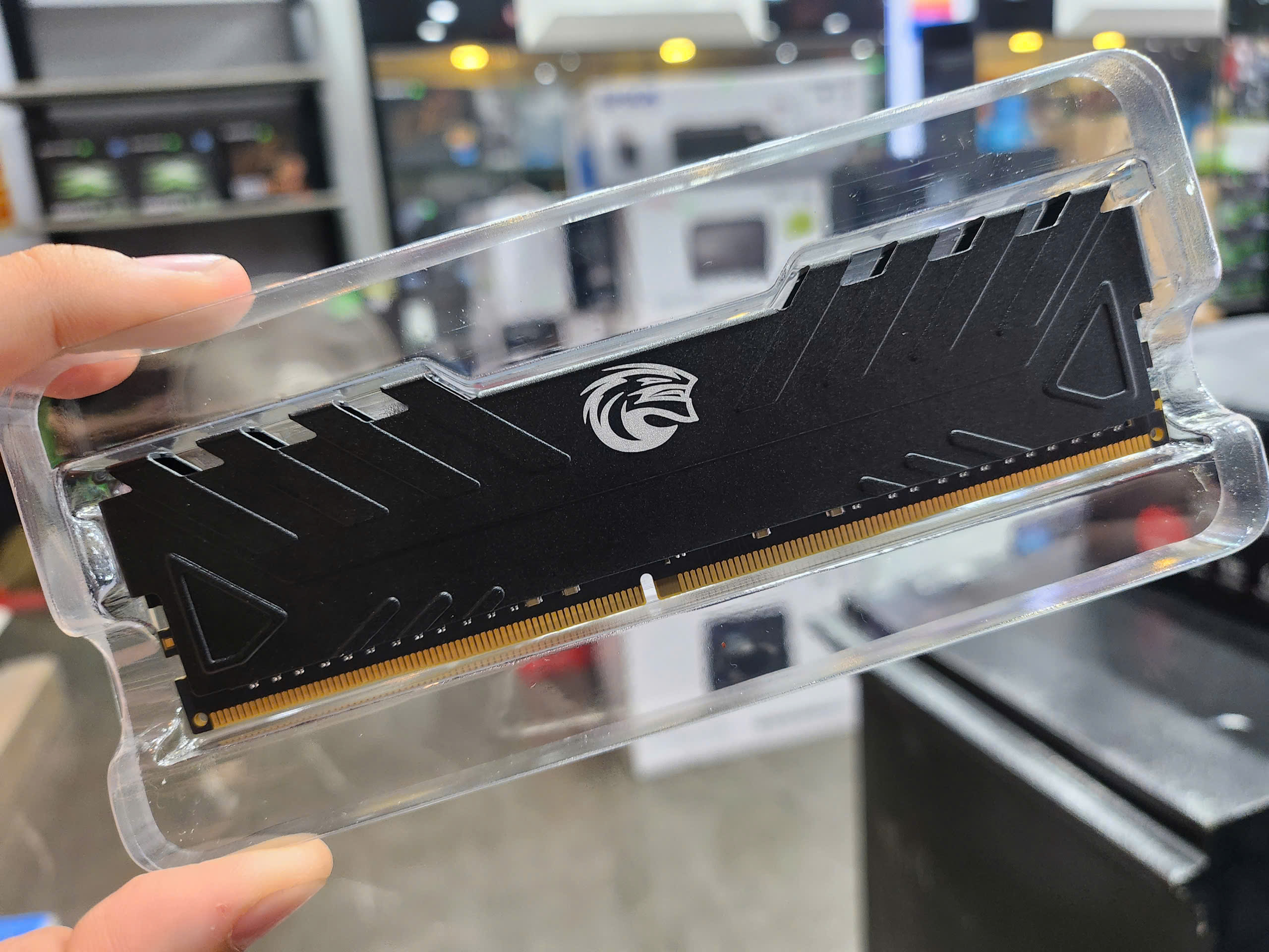 Ram KingSpec 16GB (1x16GB) 3200MHz DDR4 - KS3200D4M13516G Tản nhiệt