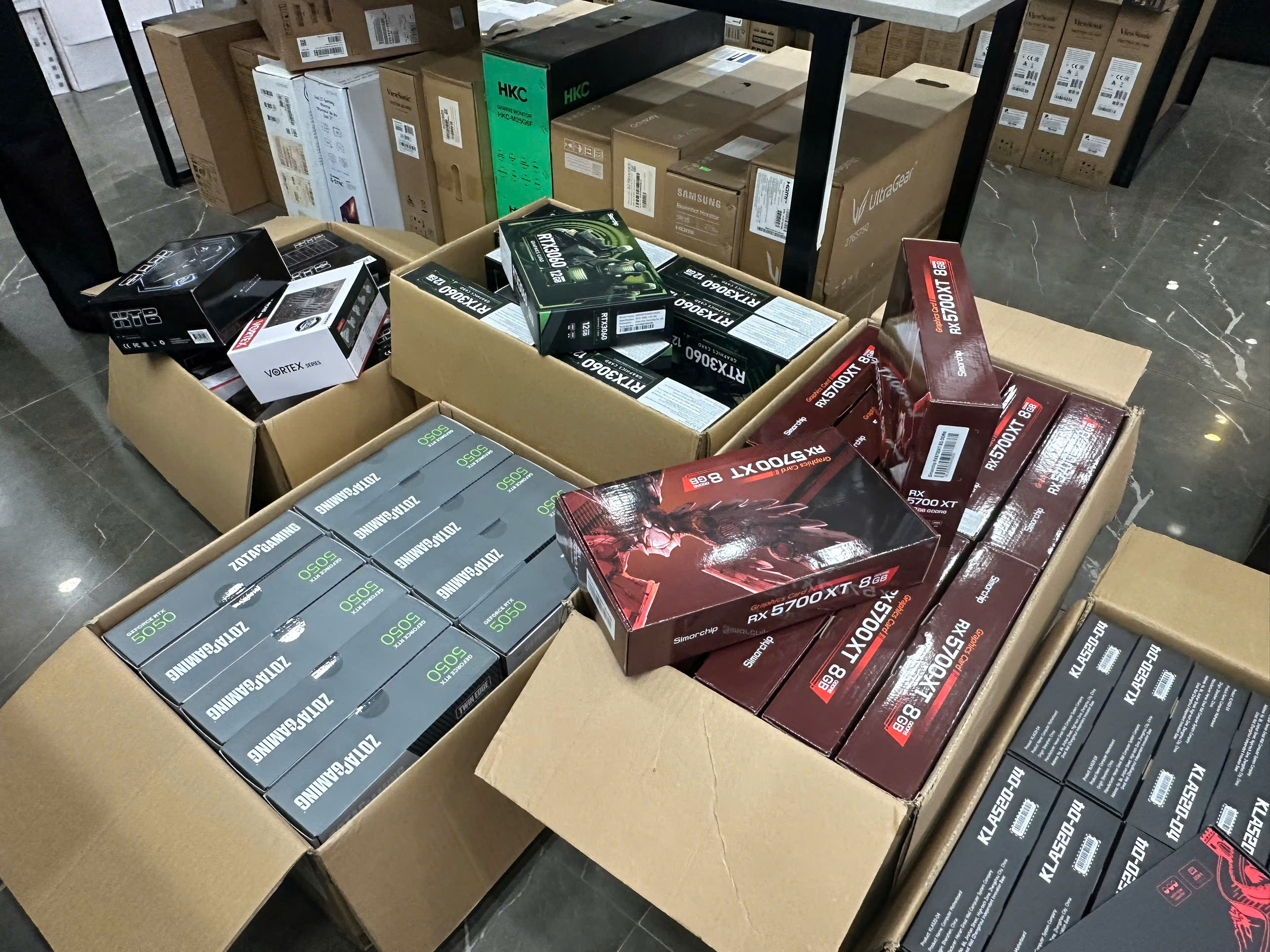 VGA Simorchip RX 5700 XT 8GB GDDR6 256Bit