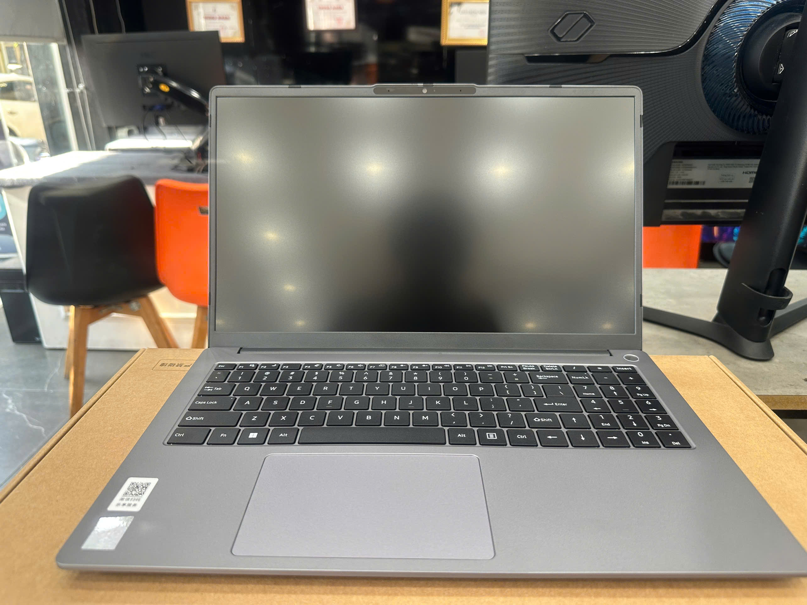 Lenovo Lecoo 15 2025 N166A (Core i5-13420H, Ram 16GB, SSD 512GB, Intel UHD Graphics, Màn 15.6' FHD)