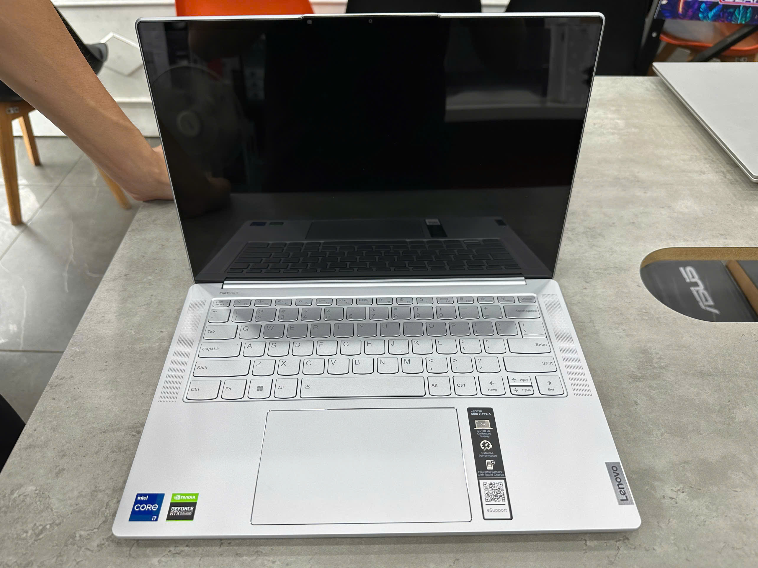 Laptop Lenovo Slim 7 ProX 14IAH7 | Intel Core i7-12700H | 16GB | SSD 512GB | RTX 3050 | 14 inch 3K 100% sRGB Touch