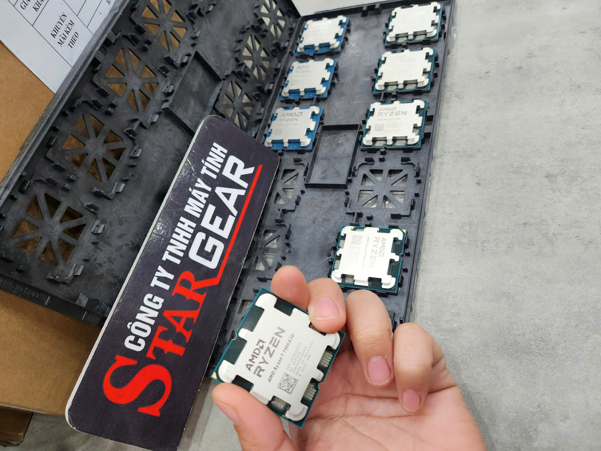 Bộ vi xử lý AMD Ryzen 7 7800X3D / 4.2GHz Boost 5.0GHz / 8 nhân 16 luồng / 104MB / AM5