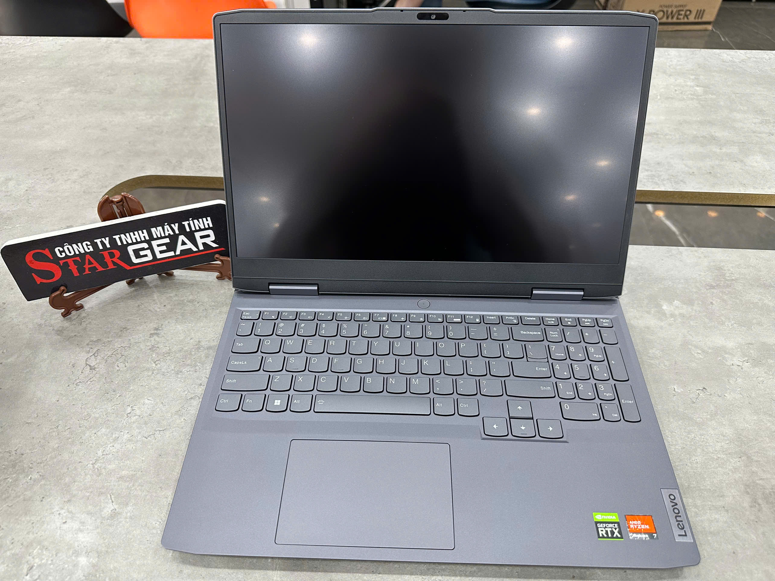 Lenovo GeekPro G5000 2023 (Ryzen 7-7840H, 16GB, 512GB, RTX 4060 8GB, 15.6